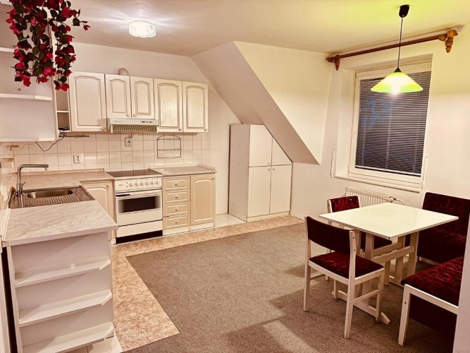Standard Family room with mountain view