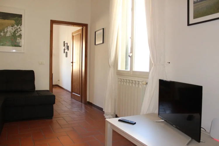Art Apartment SMN Station