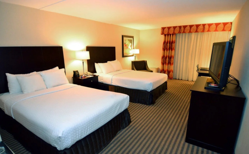 Crowne Plaza Hotel Reading