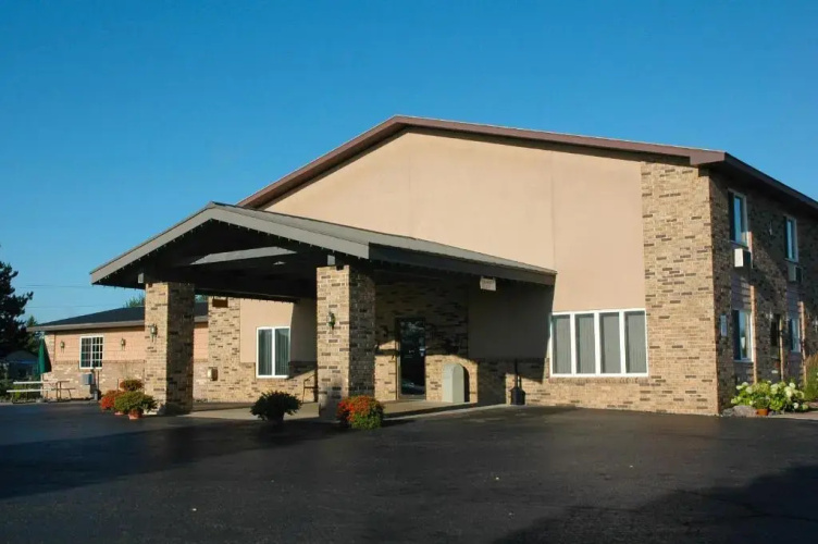 Super 8 Munising Wetmore Area
