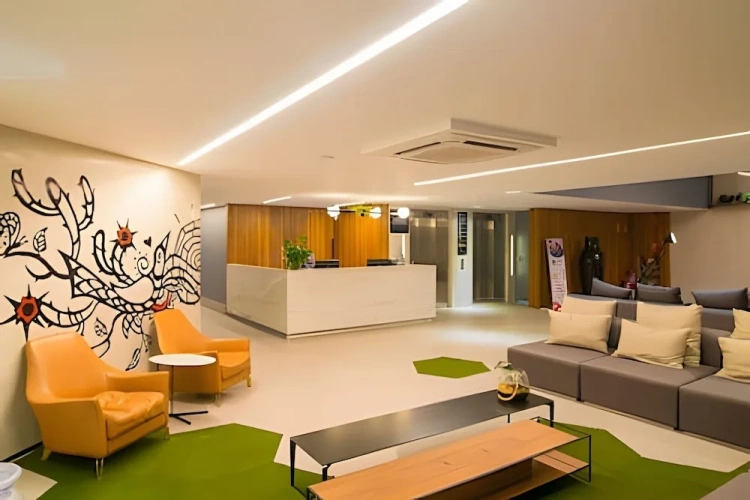 Standard Triple room