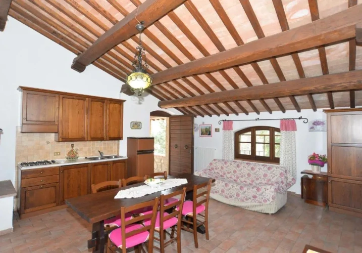 Apartment with garden view