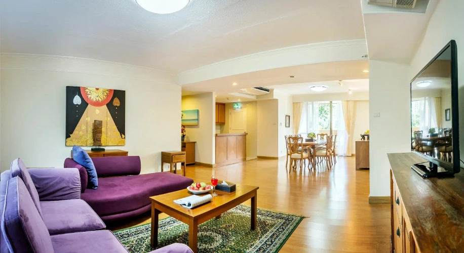 2 Bedrooms Apartment