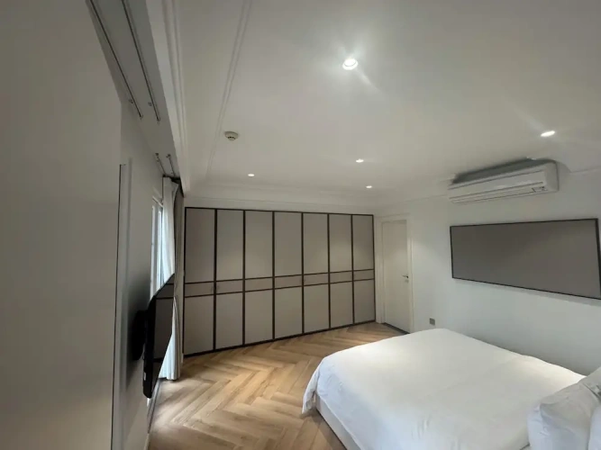 1 Bedroom Premier Apartment with city view