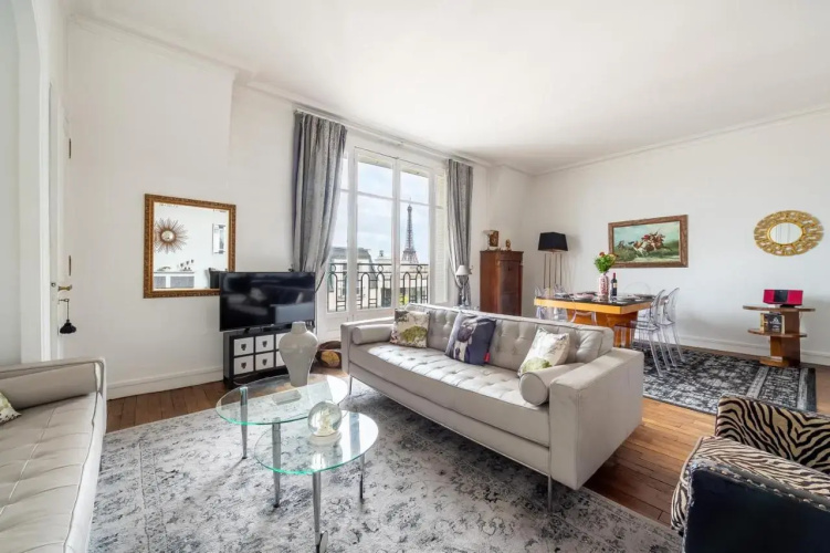 Luxeux T2 de 85m2 vue sur la Tour Eiffel