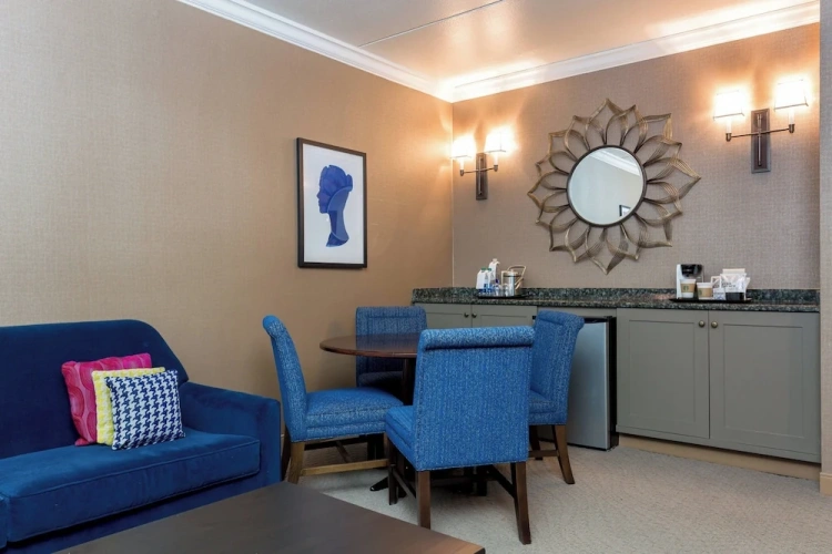 Double Suite