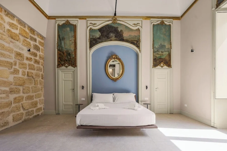 Luxury Quadruple room with balcony and with city view