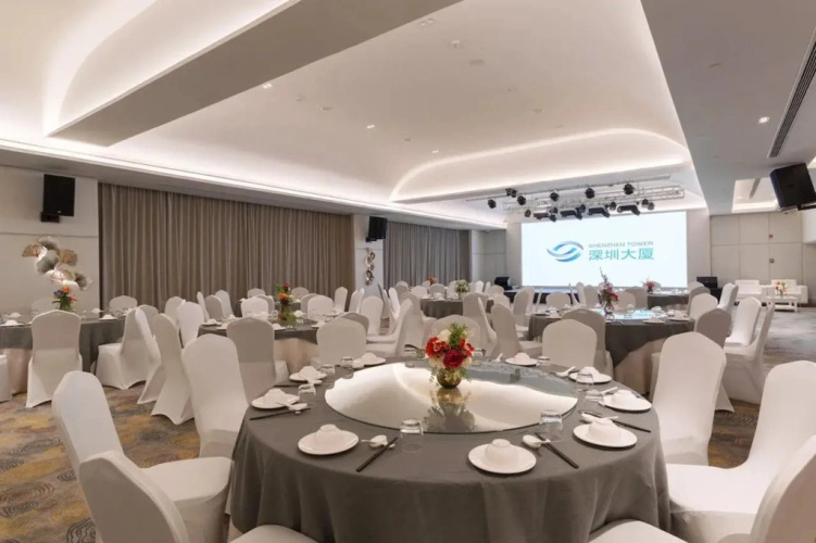 Deluxe Place Bangkok
