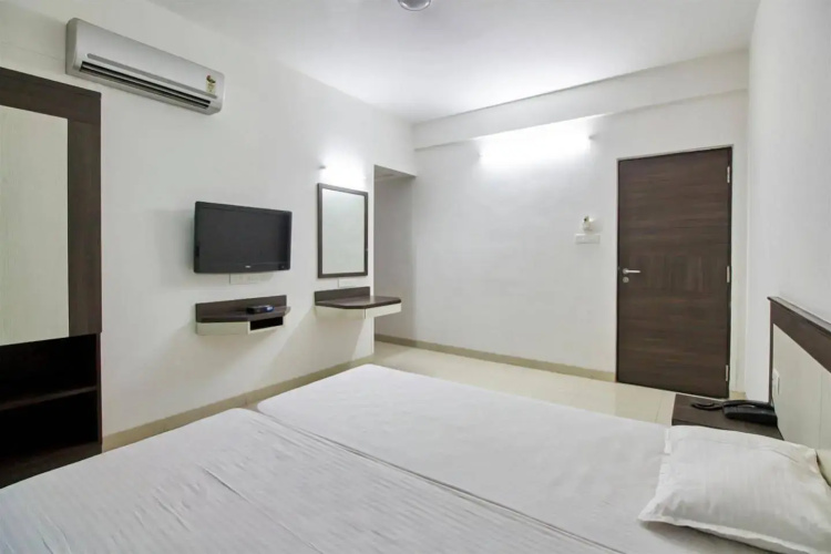Aankur Inn