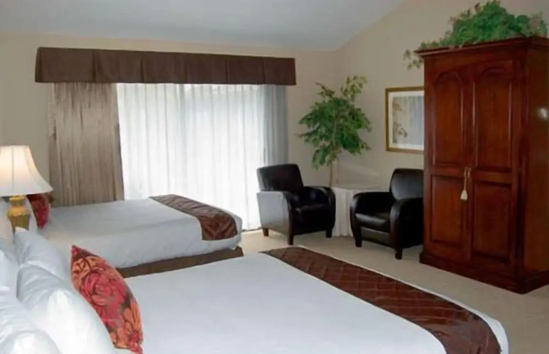 Quadruple Suite with balcony