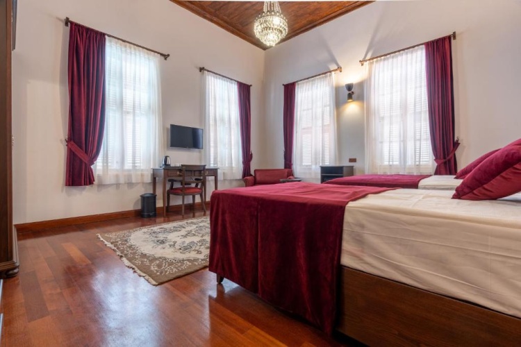 Deluxe Triple room