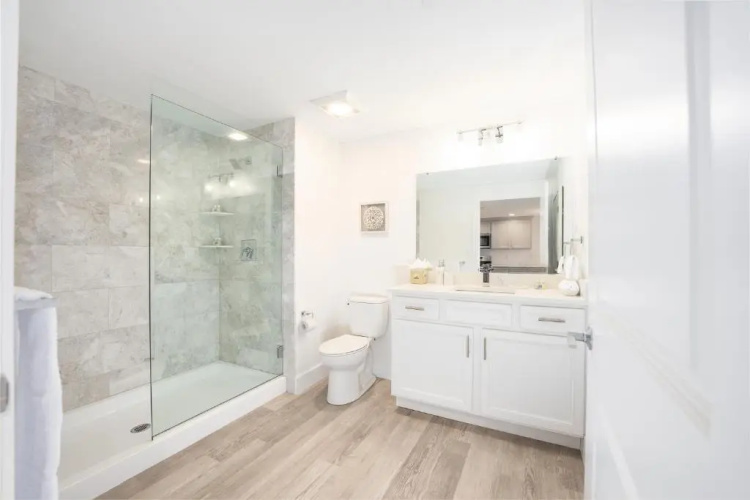 Thomas Sea Suites at Harbourtown