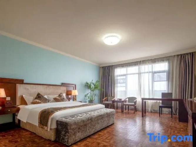 Deluxe Double Suite