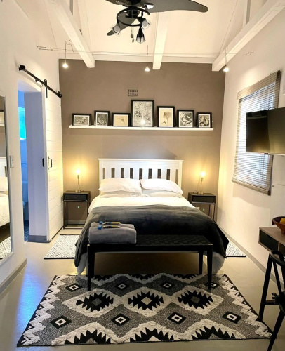 Open Room Comfort