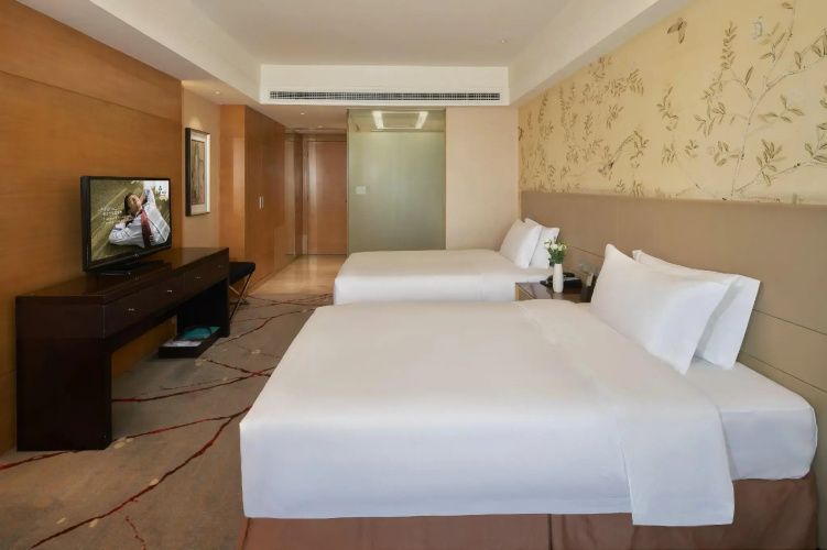 Grandskylight Hotel