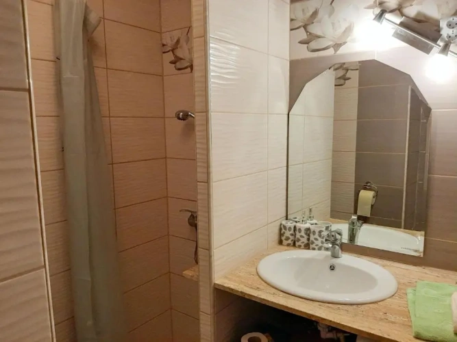 3 Bedrooms Cottage