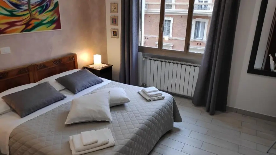 Standard Double room with city view