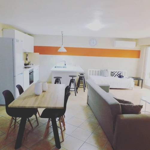 Apartment with balcony