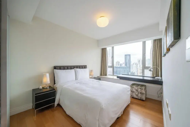 Tyms  3BR 2BA Apt Near Metro