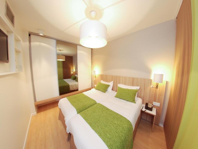 Twin room