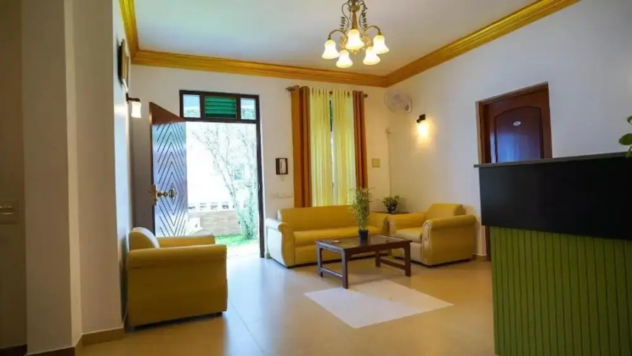 Serene Villa Airport Transit