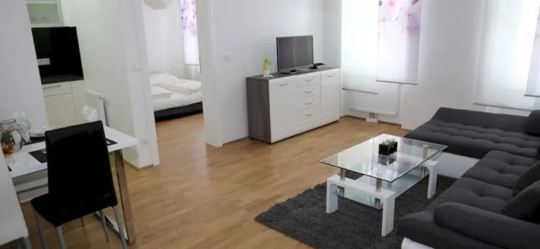 Anyna Apartments