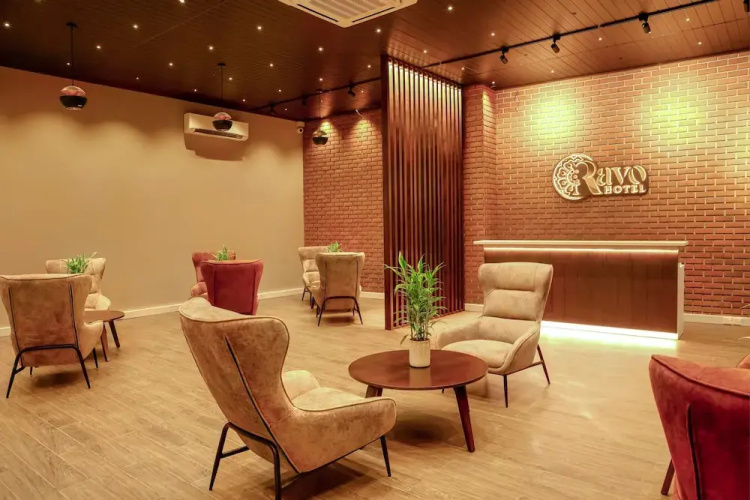 Ravo Hotel