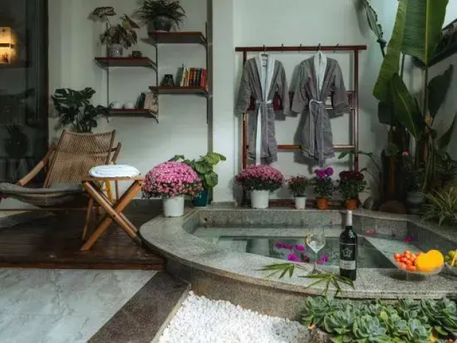Jiahe Hot Spring Villa B&B