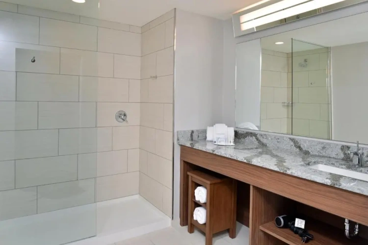 1 Bedroom Quadruple Suite