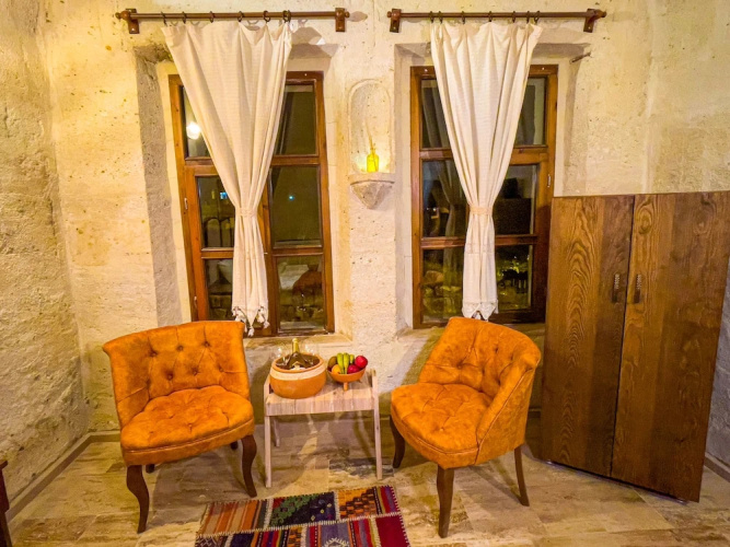 Heritage Cave Suites