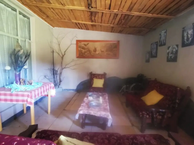 4 Bedrooms Cottage