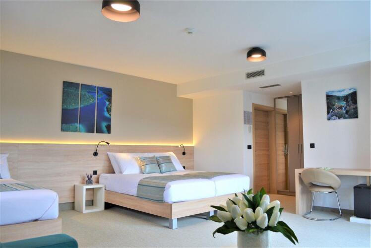 16 Lakes HotelOver view