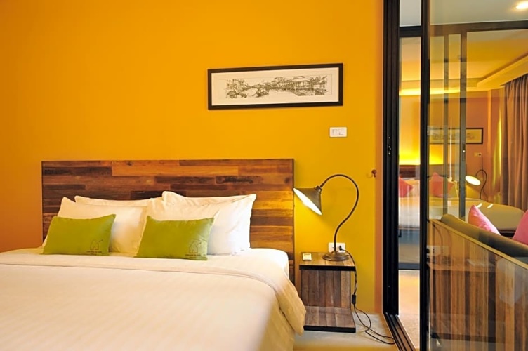 2 Bedrooms Suite with balcony and with view