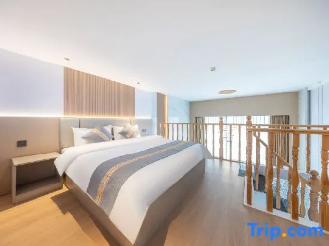 Deluxe Double Apartment with sunset view