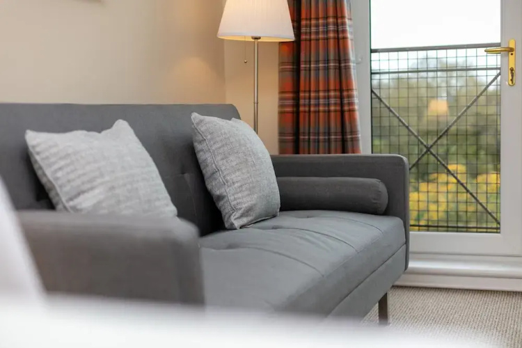 Riverside View - Donnini Apartments
