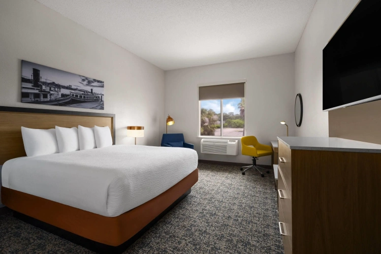 Guest rooms