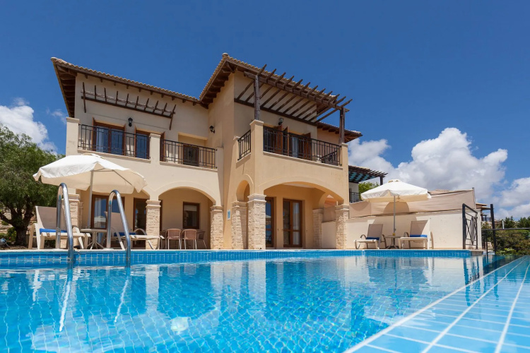Aphrodite Hills Rentals – Junior Villas