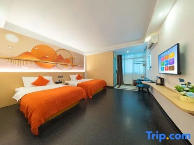 Standard Twin Family room