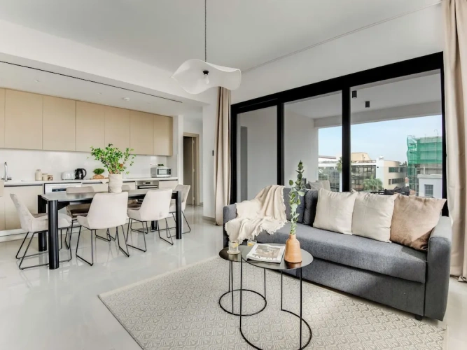 2 Bedrooms Apartment with balcony