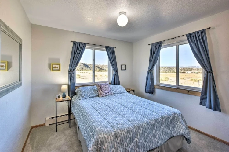 3 Bedrooms Cottage