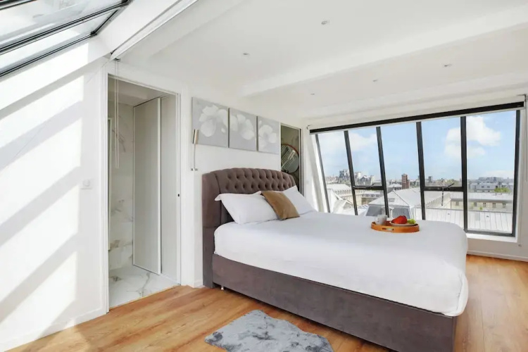 Exceptional Triplex With Terrace - Montmartre