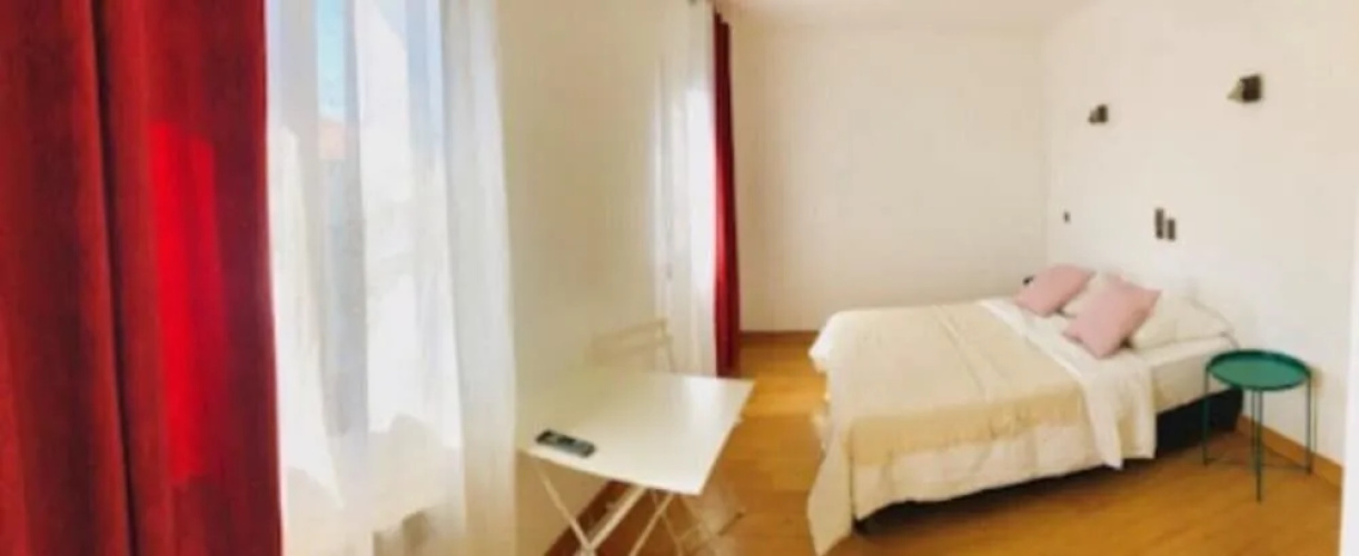 Les Chambres De La Bourse Hotel