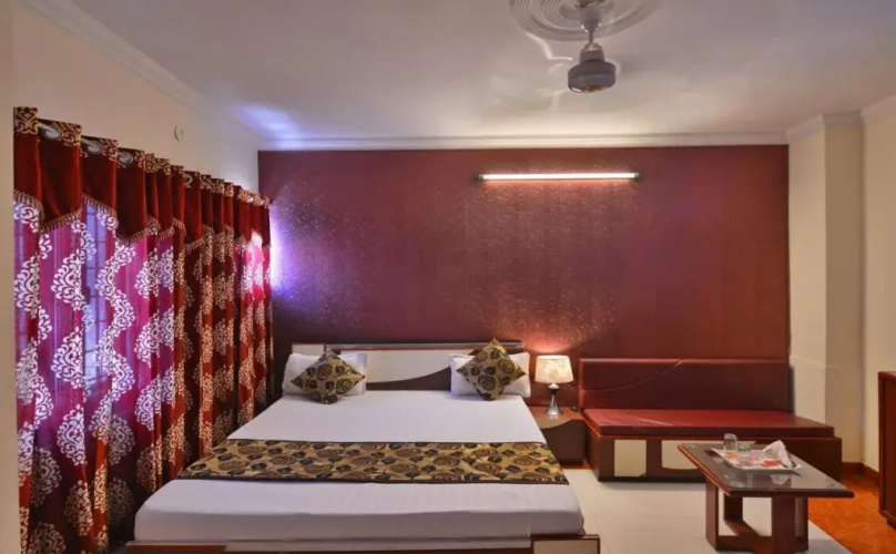 Hotel Mg Residency