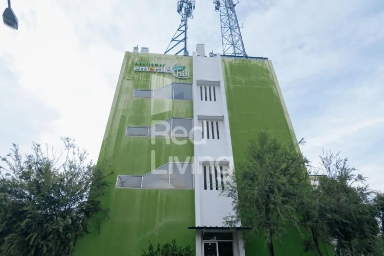 RedLiving Apartemen Emerald Hill - SR Rooms Tower Green