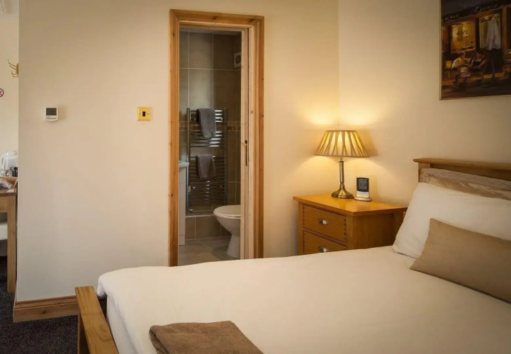 Acorns Guest House