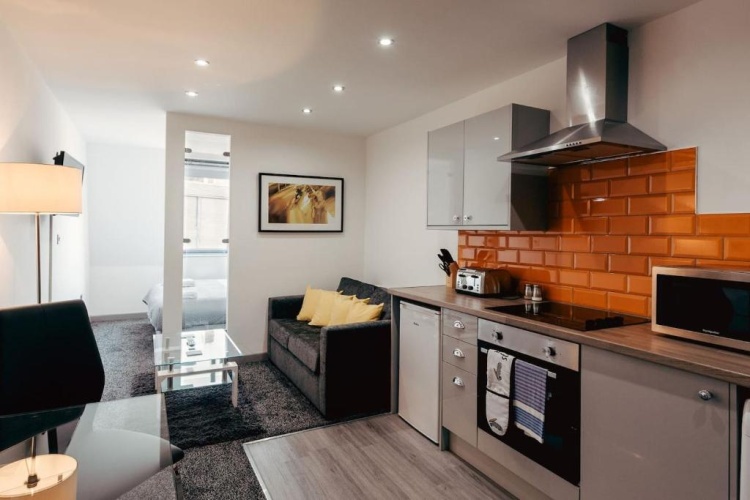 1 Bedroom Apartment