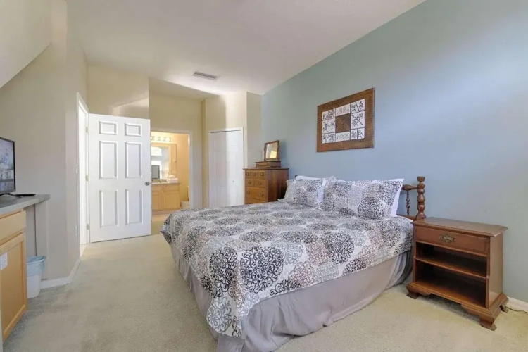 8422 Emerald Island