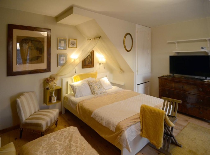 1 Bedroom Double Apartment