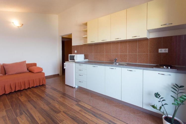 1 Bedroom Apartment with balcony and with sea view