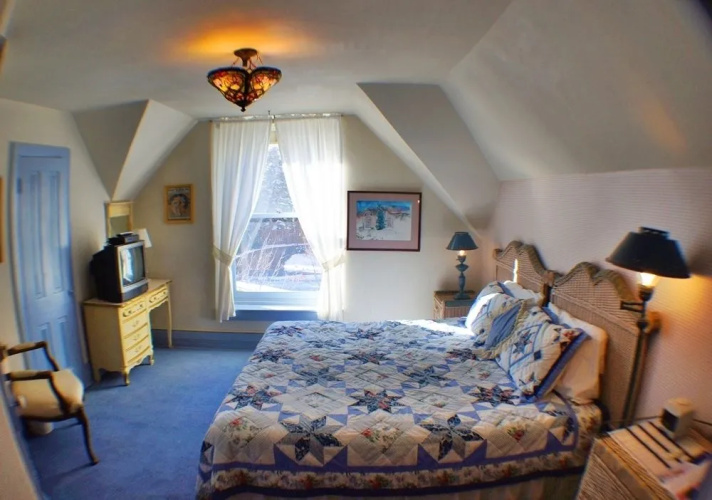 The Snow Queen Lodge